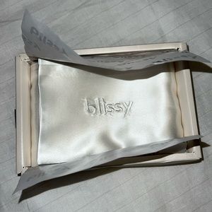 Blissy Standard White Silk Pillowcase